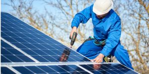 Installation Maintenance Panneaux Solaires Photovoltaïques à Saint-Vallier-de-Thiey